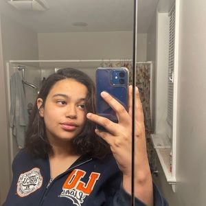 Meet your Posher, Ivey